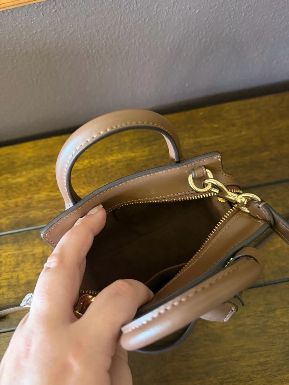 ✨NWOT Coach Andrea Mini Carryall – Signature Canvas Crossbody ✨ - Picture 9 of 11